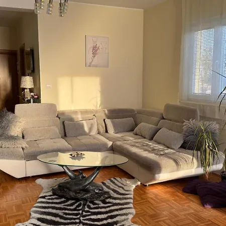 Nano 아파트 시베니크