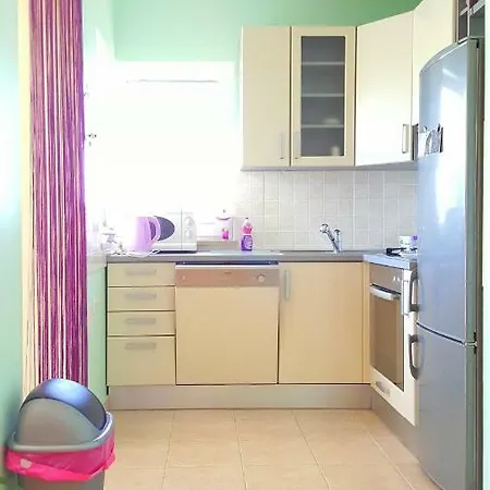 Apartman Nano *